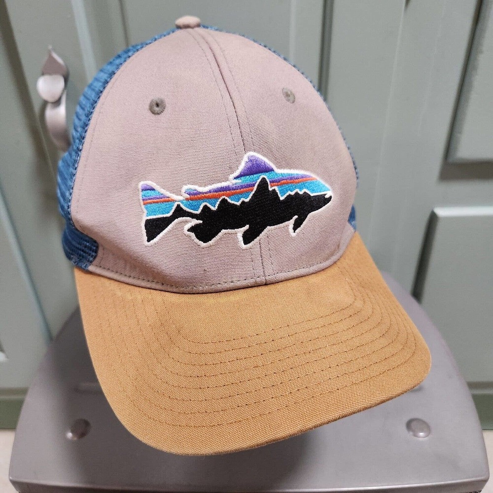 Patagonia Fits Roy Trout Mens Trucker Snapback Hat Cap OSFA One Size Fits All